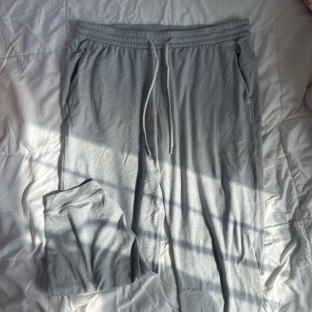 Soft Jersey Classic Fit Mid-Rise Jogger